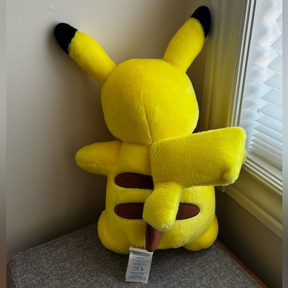 Build-A-Bear Pokémon Pikachu Plush - Picture 2 of 2